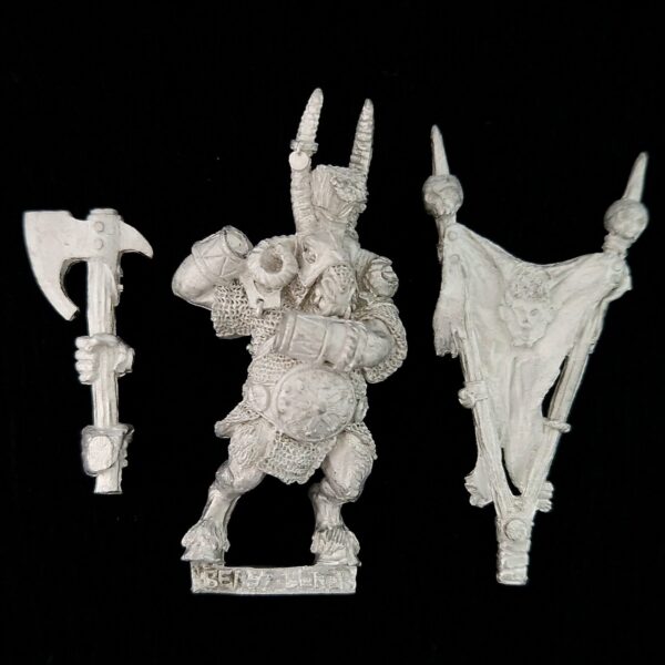 A photo of a Beastmen Beastlord with Greatweapon Warhammer miniature