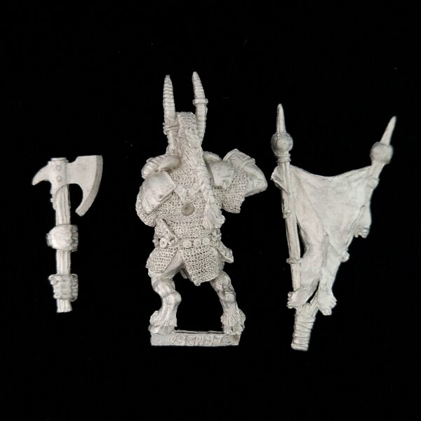 A photo of a Beastmen Beastlord with Greatweapon Warhammer miniature