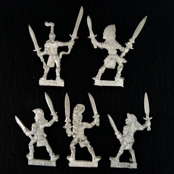 A photo of Wood Elves Wardancers Warhammer miniatures