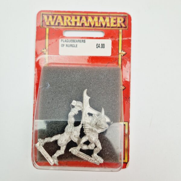 A photo of Chaos Daemons Plaguebearers Warhammer miniatures