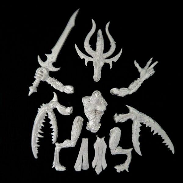 A photo of a Chaos Daemons Keeper of Secrets Greater Daemon of Slaanesh Warhammer miniature