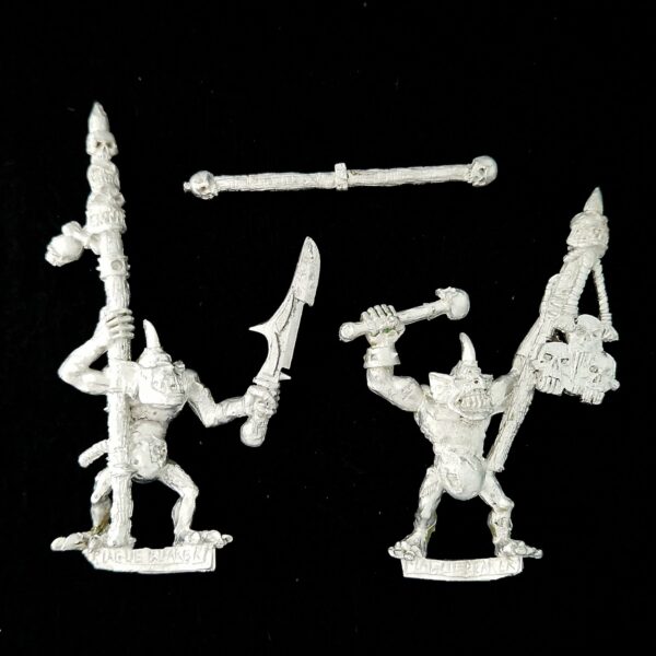 A photo of Chaos Daemons Plaguebearers Command Warhammer miniatures