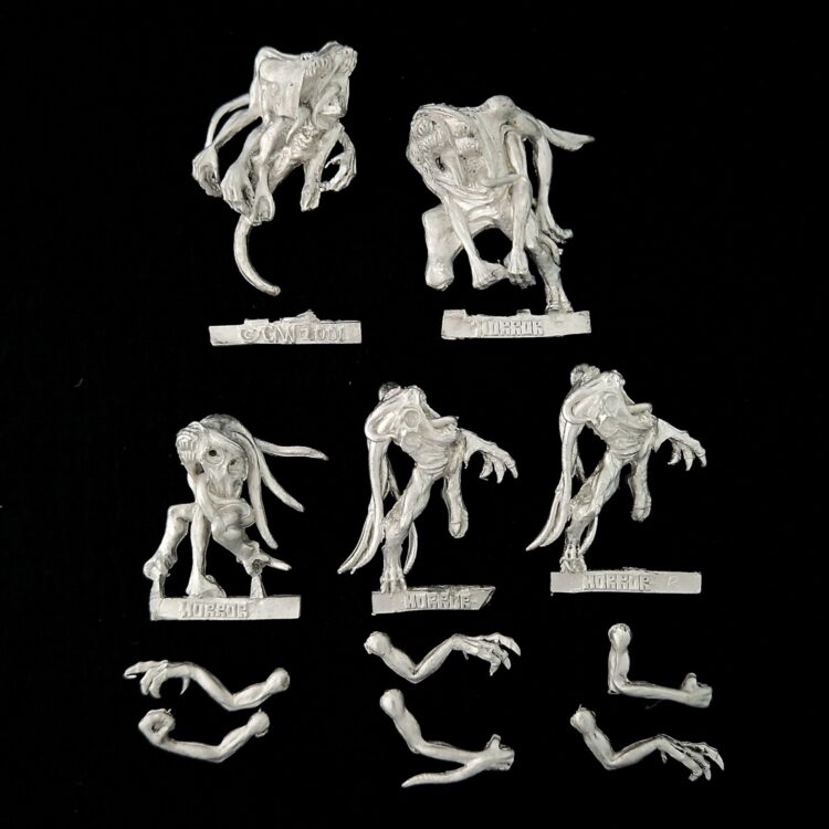 A photo of Chaos Daemons Horrors of Tzeentch Warhammer miniatures