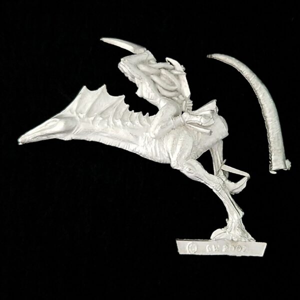 A photo of a Chaos Daemons Mounted Daemonette of Slaanesh Warhammer miniature