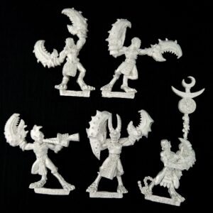 A photo of Chaos Daemons Daemonettes of Slaanesh Warhammer miniatures