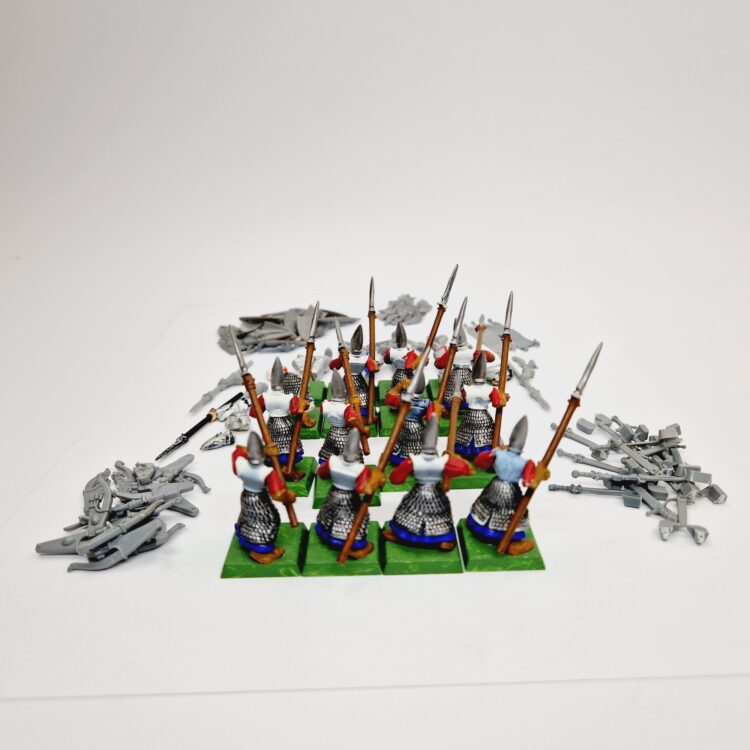 A photo of High Elves Spearmen Warhammer miniatures