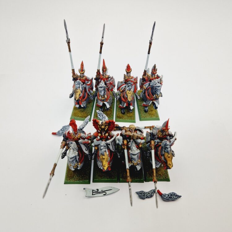 A photo of High Elves Silver Helms Warhammer miniatures