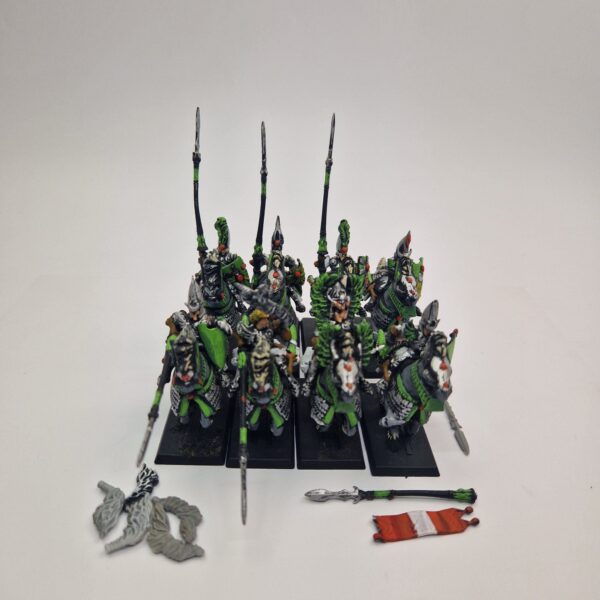 A photo of High Elves Silver Helms Warhammer miniatures