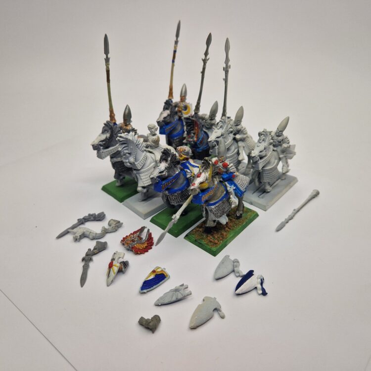 A photo of High Elves Silver Helms Warhammer miniatures