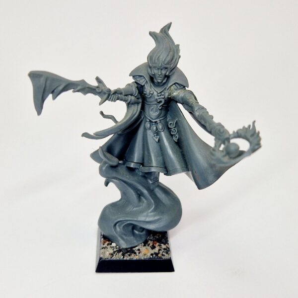 A photo of a High Elves Mage Warhammer miniature