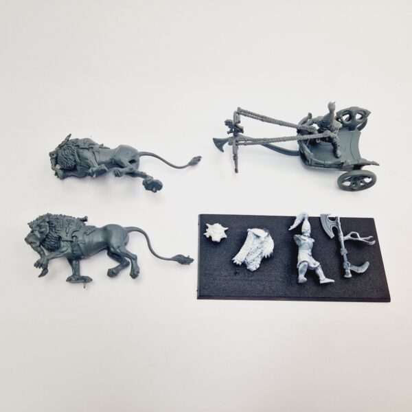 A photo of a High Elves Lion Chariot of Chrace Warhammer miniature