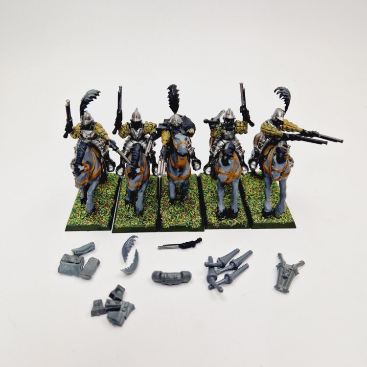 A photo of The Empire Pistolliers Warhammer miniatures