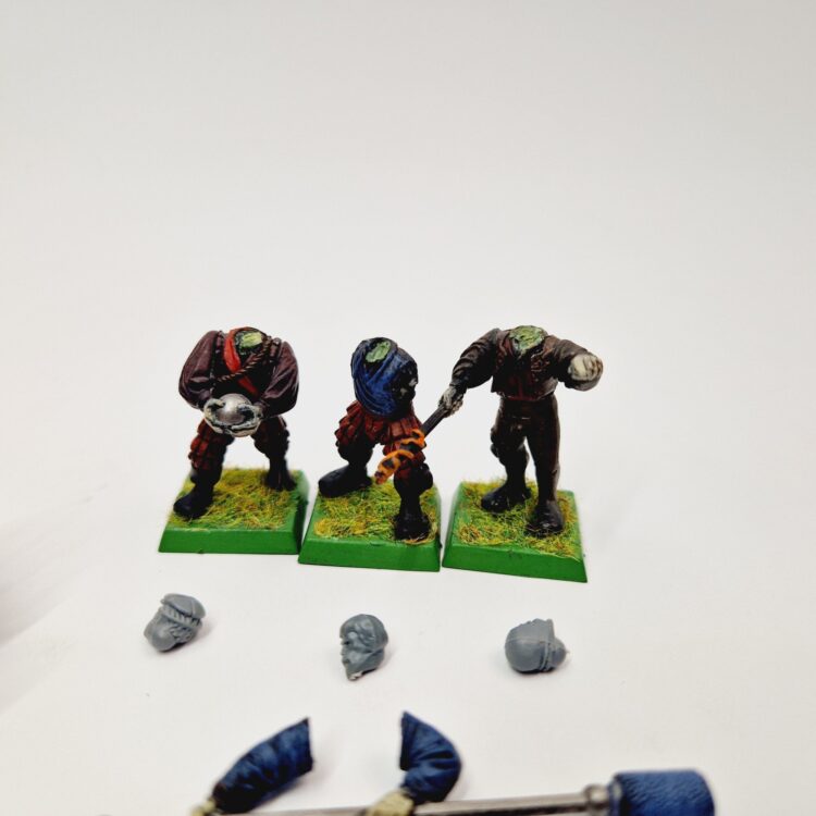 A photo of a The Empire Artillery Warhammer miniature