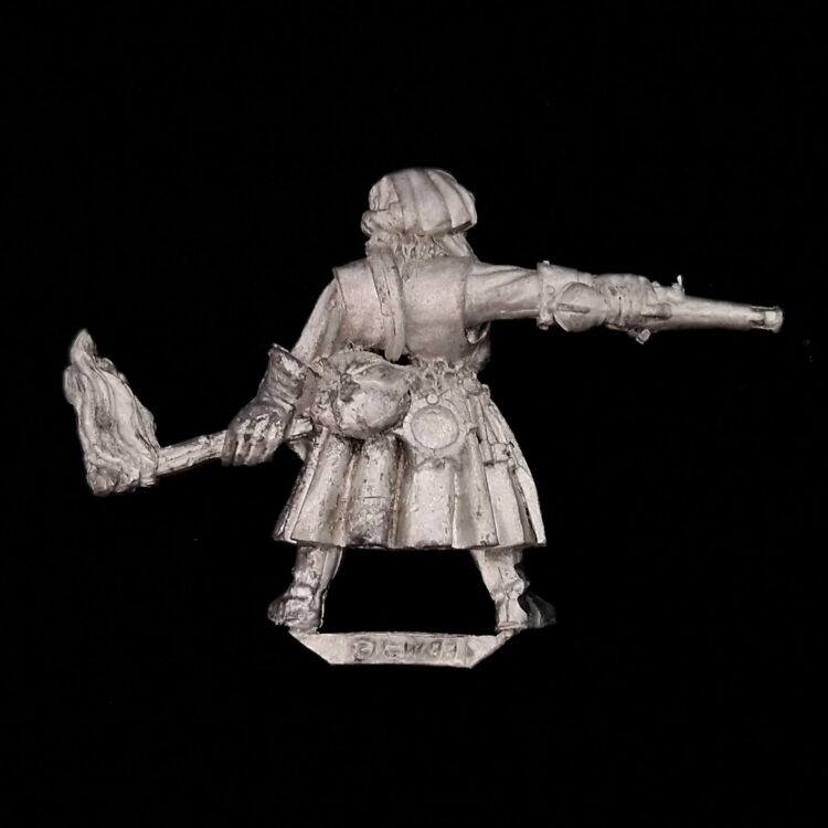 A photo of a Mordheim Witch Hunters Captain Warhammer miniature