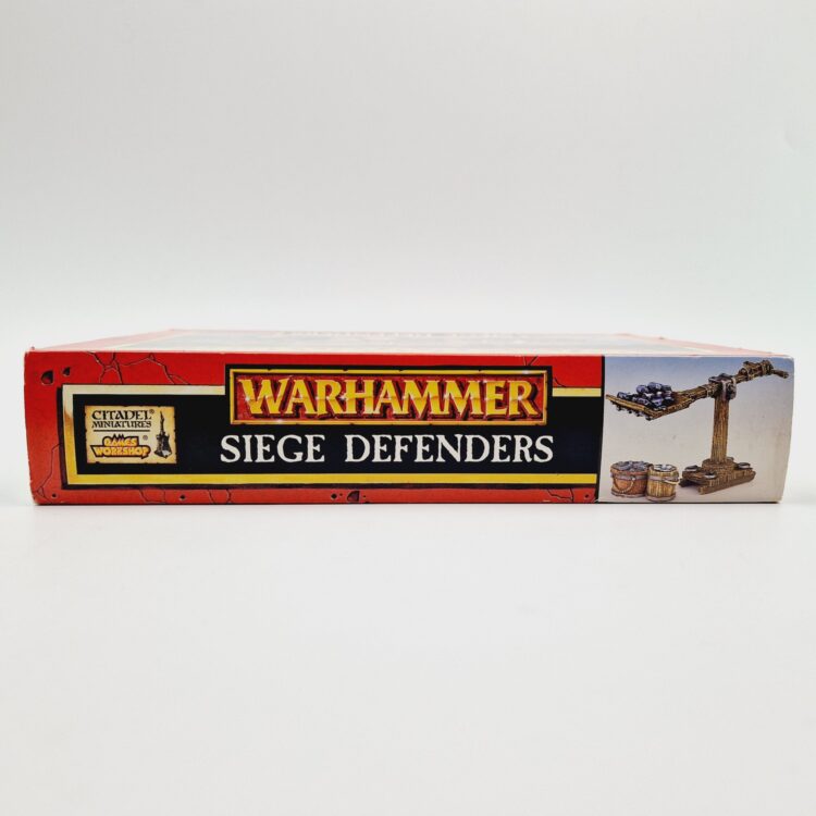 A photo of Warhammer Siege Defenders Warhammer miniatures