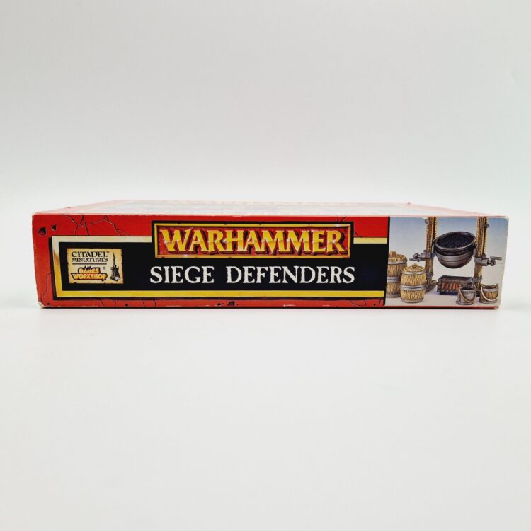 A photo of Warhammer Siege Defenders Warhammer miniatures