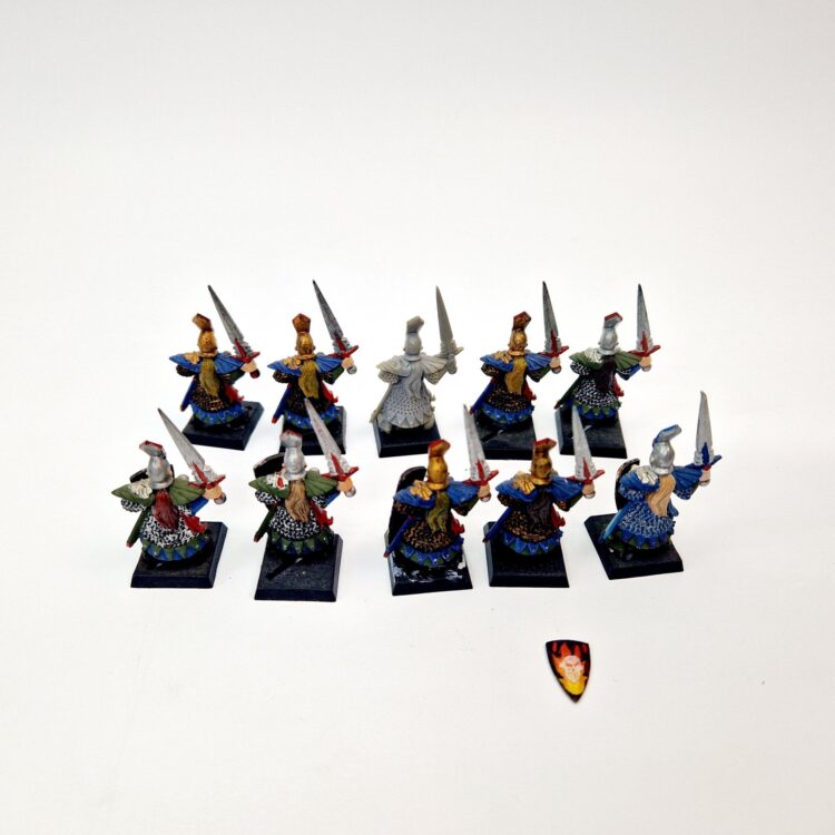 A photo of Dark Elves Warriors Warhammer miniatures