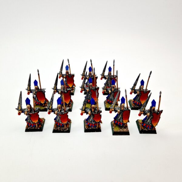 A photo of Dark Elves Warriors Warhammer miniatures