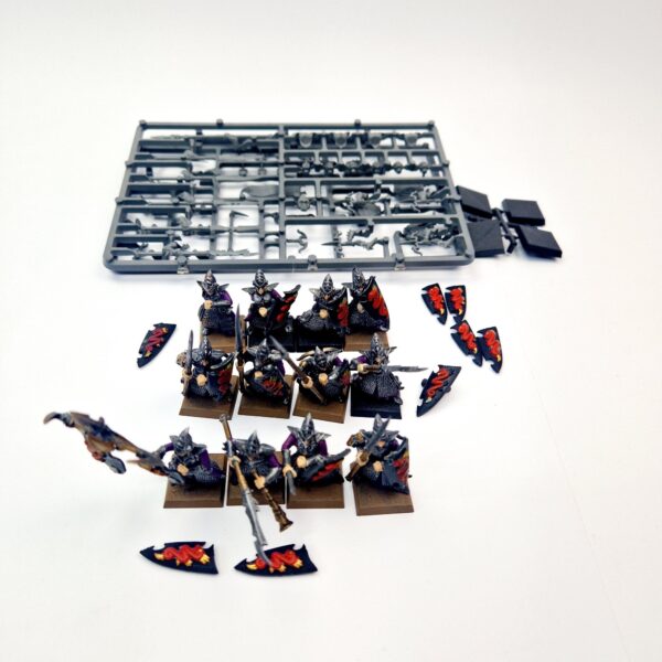 A photo of Dark Elves Warriors Regiment Warhammer miniatures