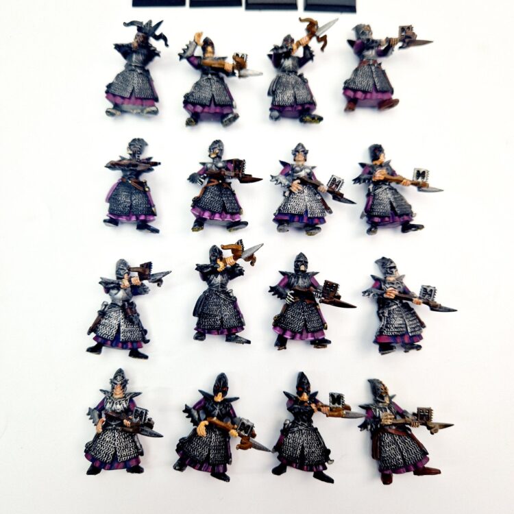 A photo of Dark Elves Warriors Regiment Crossbowmen Warhammer miniatures