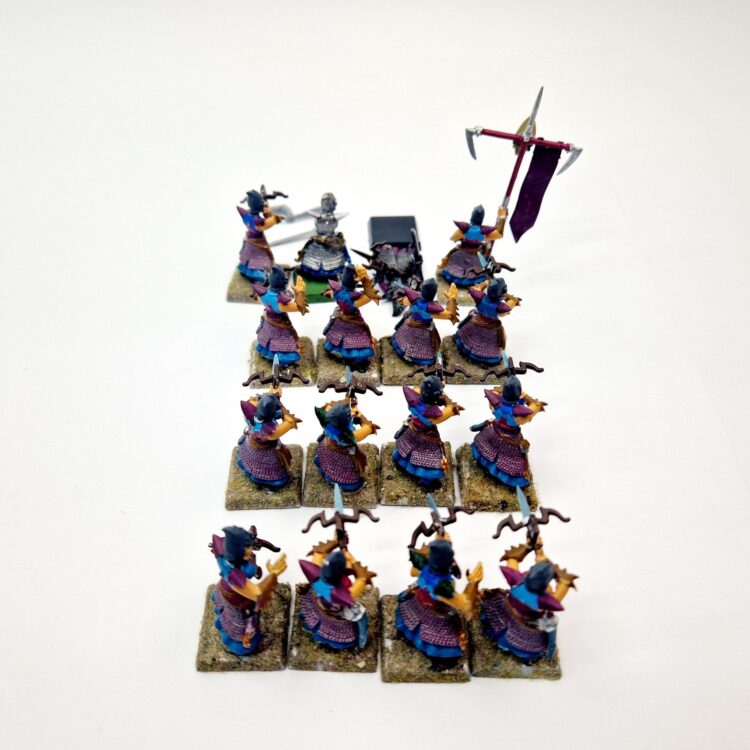 A photo of Dark Elves Warriors Regiment Crossbowmen Warhammer miniatures