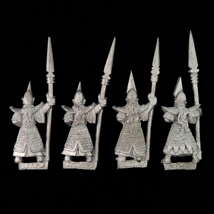 A photo of Dark Elves Spearmen Warhammer miniatures