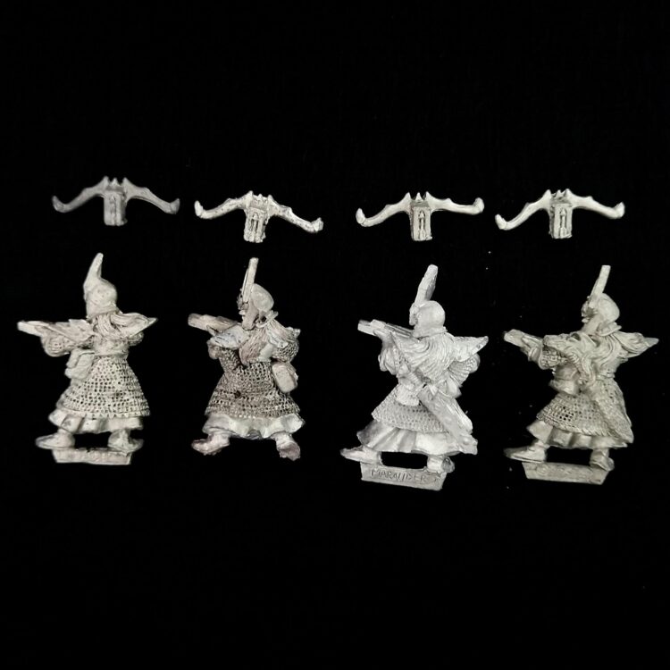 A photo of Dark Elves Crossbowmen Warhammer miniatures