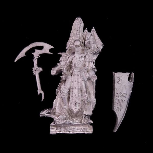 A photo of a Dark Elves Dreadlord Warhammer miniature