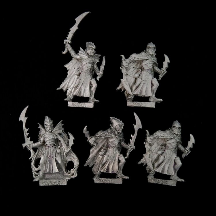 A photo of Dark Elves Corsairs Warhammer miniatures