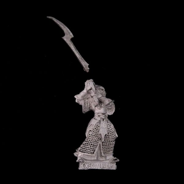 A photo of a Dark Elves Executioner Warhammer miniature