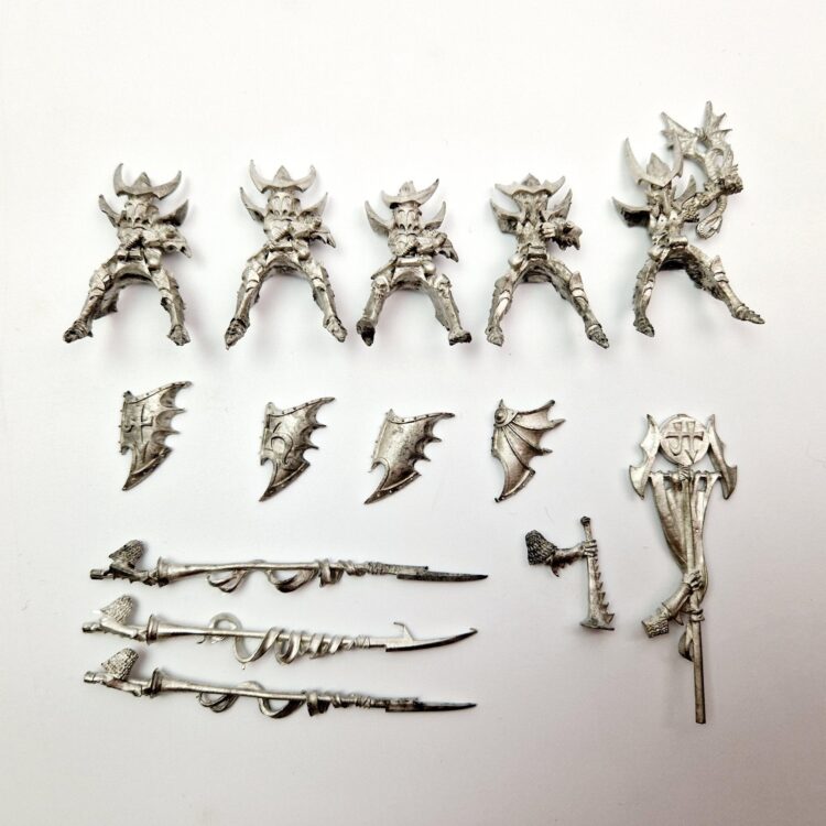 A photo of Dark Elves Cold One Knights Warhammer miniatures