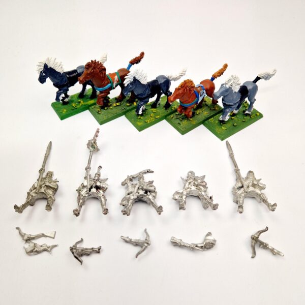 A photo of Dark Elves Dark Riders Warhammer miniatures