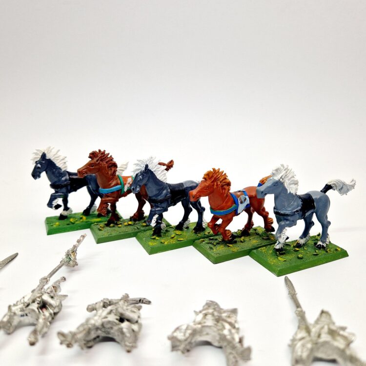 A photo of Dark Elves Dark Riders Warhammer miniatures
