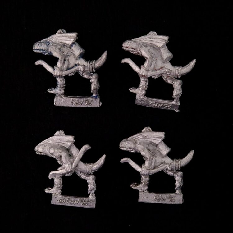 A photo of Lizardmen Skink Archers Warhammer miniatures