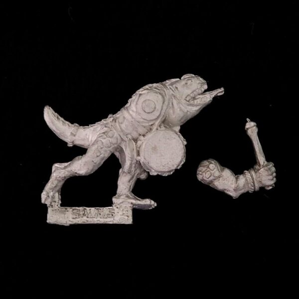 A photo of a Lizardmen Saurus Warriors Musician Warhammer miniature