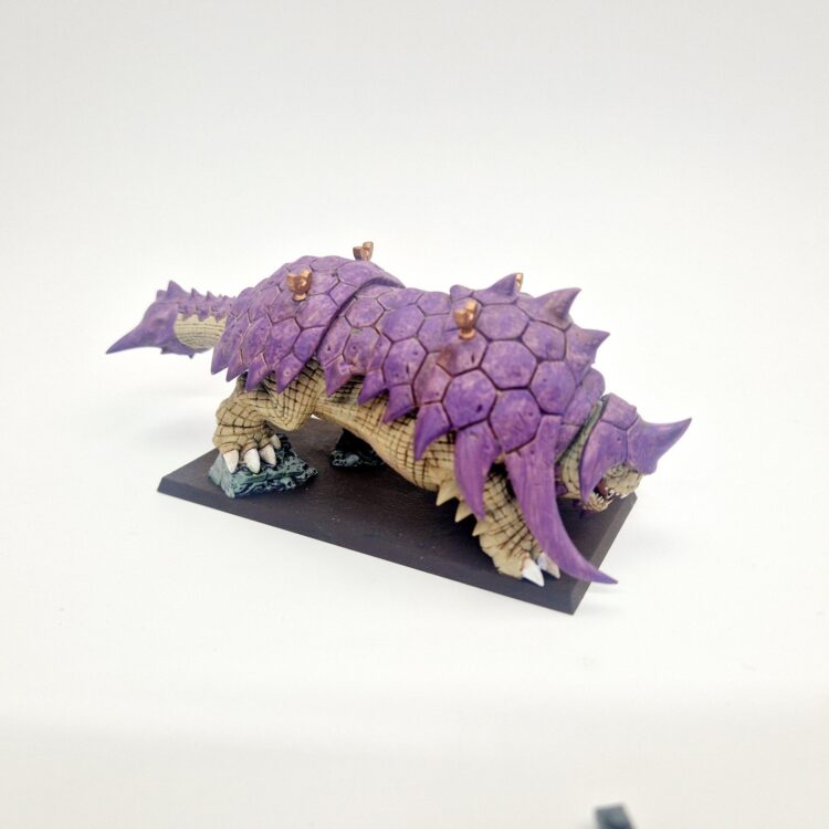 A photo of a Lizardmen Bastiladon Ark of Sotek Warhammer miniature