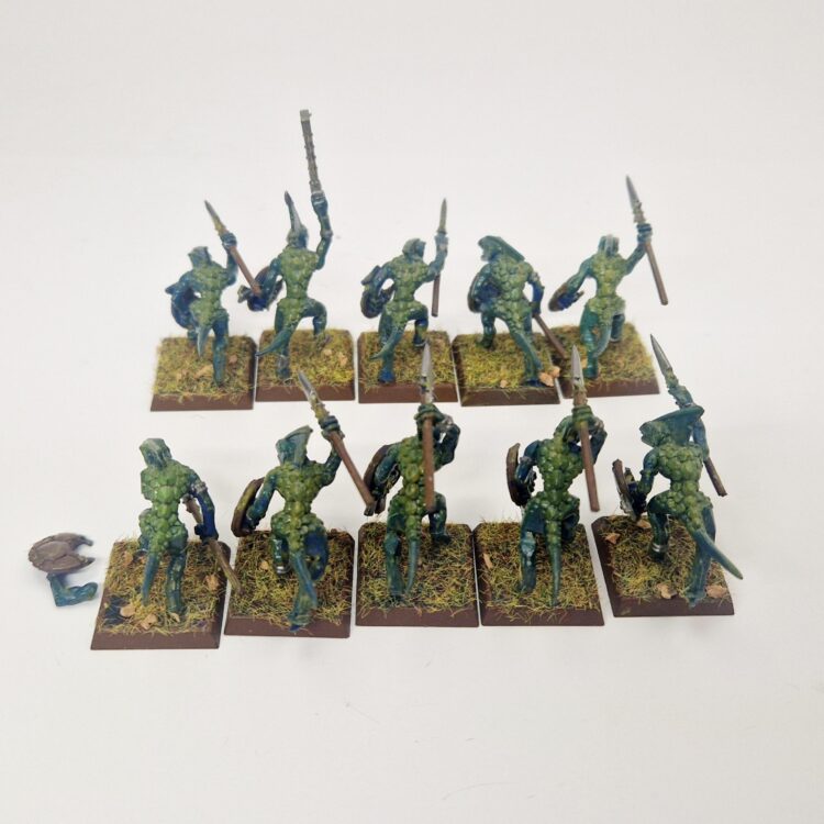 A photo of Lizardmen Skinks Warhammer miniatures