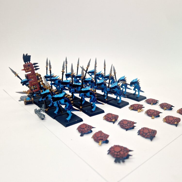 A photo of Lizardmen Saurus Warriors Regiment Warhammer miniatures