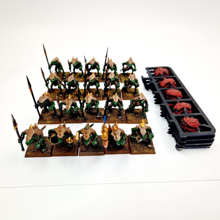 A photo of Lizardmen Saurus Warriors Regiment Warhammer miniatures