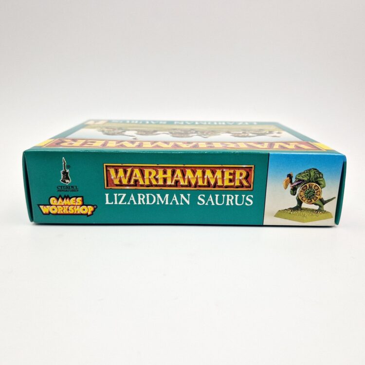 A photo of Lizardmen Saurus Warriors Warhammer miniatures