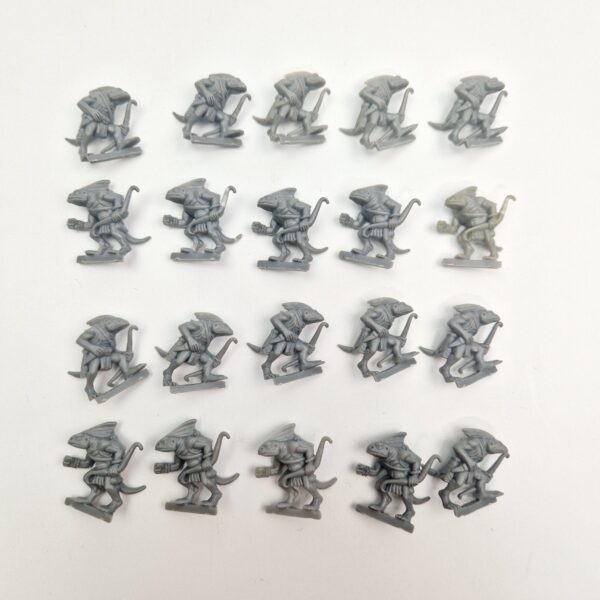 A photo of Lizardmen Skinks Warhammer miniatures