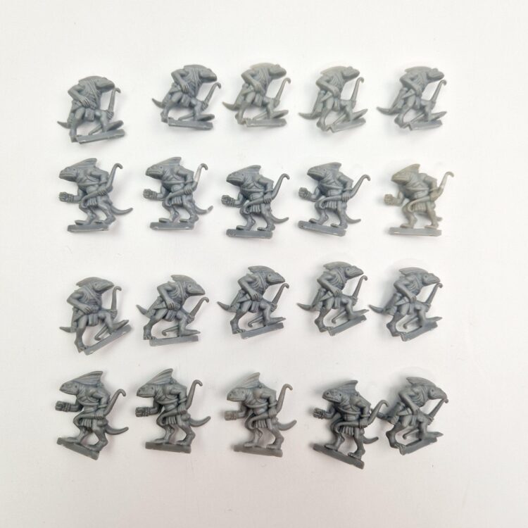 A photo of Lizardmen Skinks Warhammer miniatures