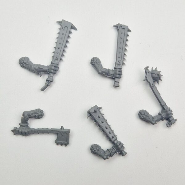 A photo of Lizardmen Saurus Warriors Regiment Handweapons