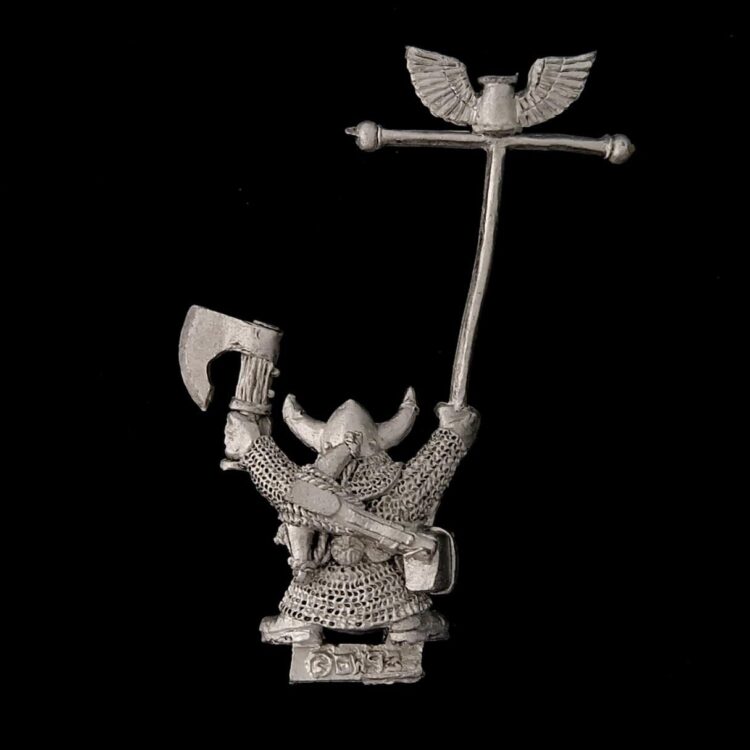 A photo of a Dwarfs Rangers Standard Bearer Warhammer miniature