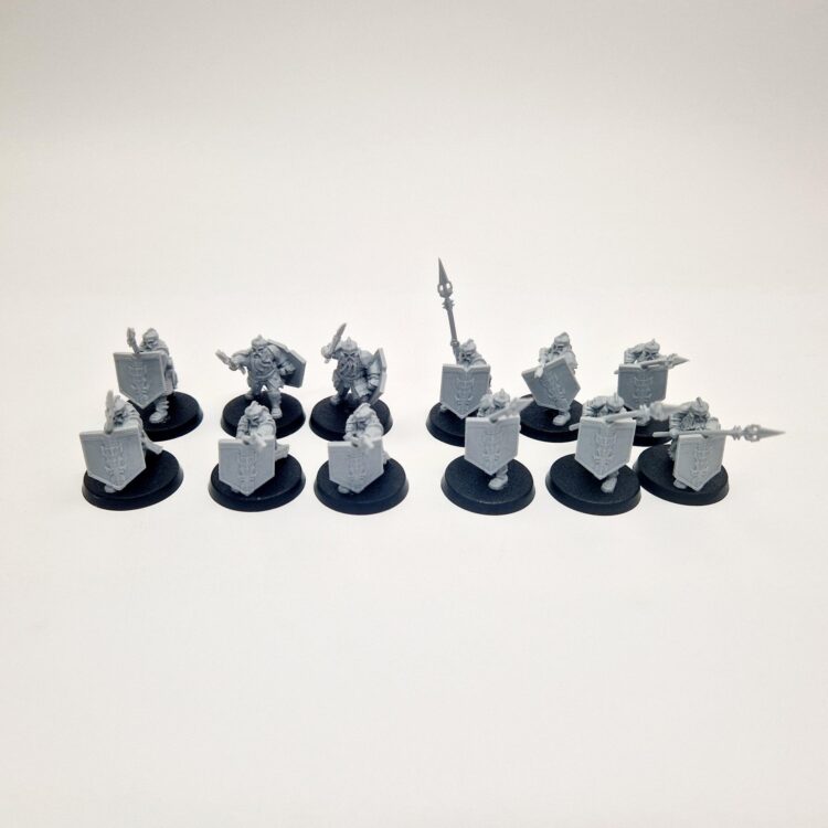 A photo of Dwarf Warriors with Spears Warhammer miniatures
