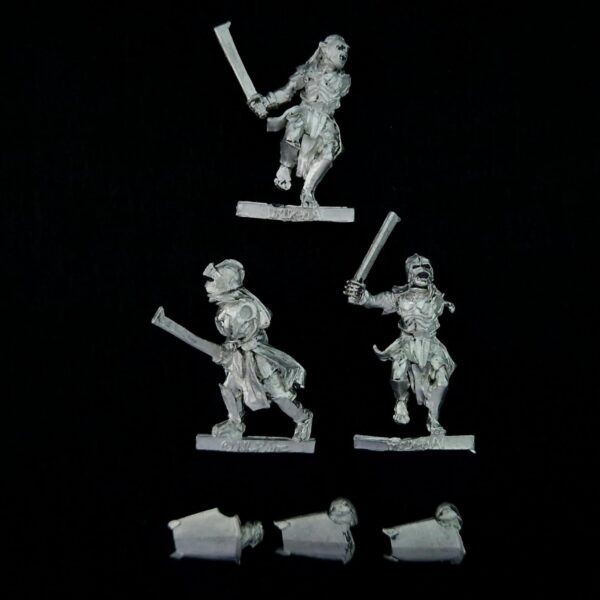A photo of Isengard Uruk-Hai Scouts Middle Earth Warhammer miniatures