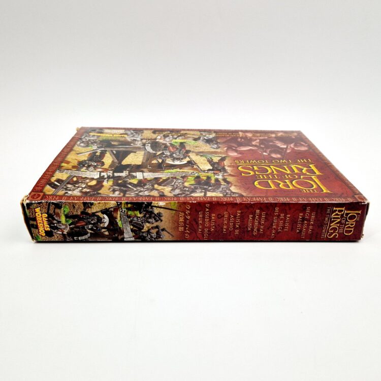 A photo of a Isengard Uruk-Hai Siege Assault Ballista Warhammer miniature