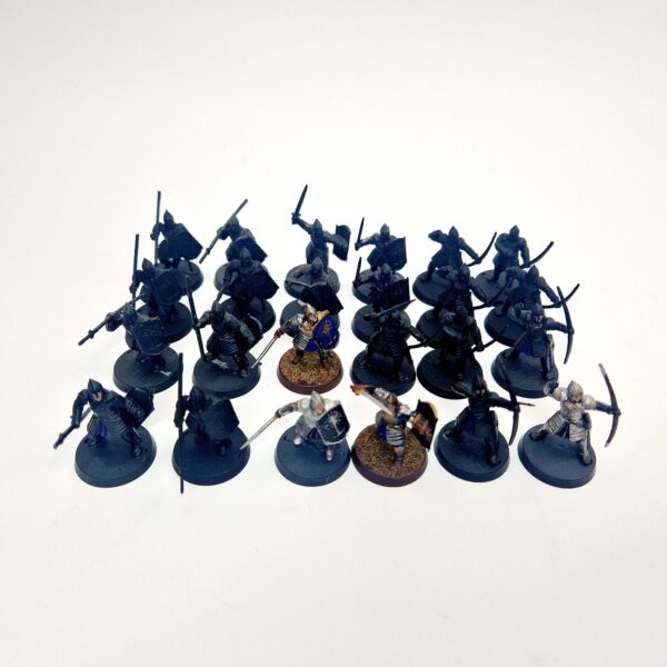 A photo of Warriors of Minas Tirith Warhammer miniatures