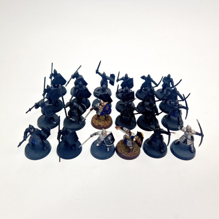 A photo of Warriors of Minas Tirith Warhammer miniatures