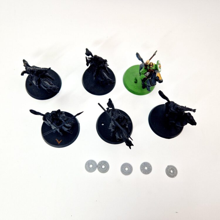 A photo of Riders of Rohan Middle Earth Warhammer miniatures